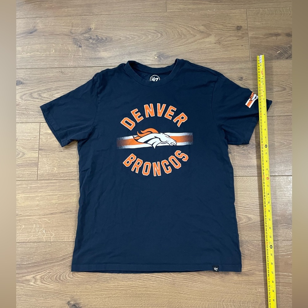 NFL Denver Broncos Logo 47 Fan Gear T-shirt Large